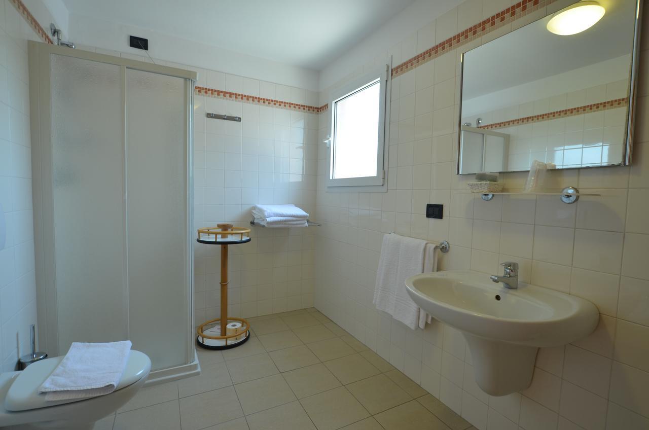 Hotel Tivoli Lignano Sabbiadoro Bagian luar foto